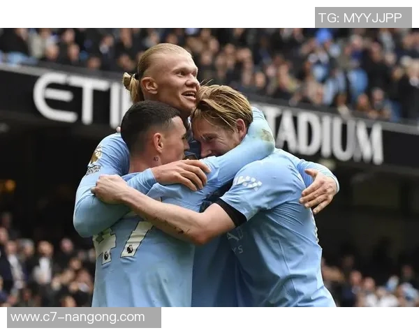 曼城主场强势击败埃弗顿全场数据分析射门和得分机会全面占优